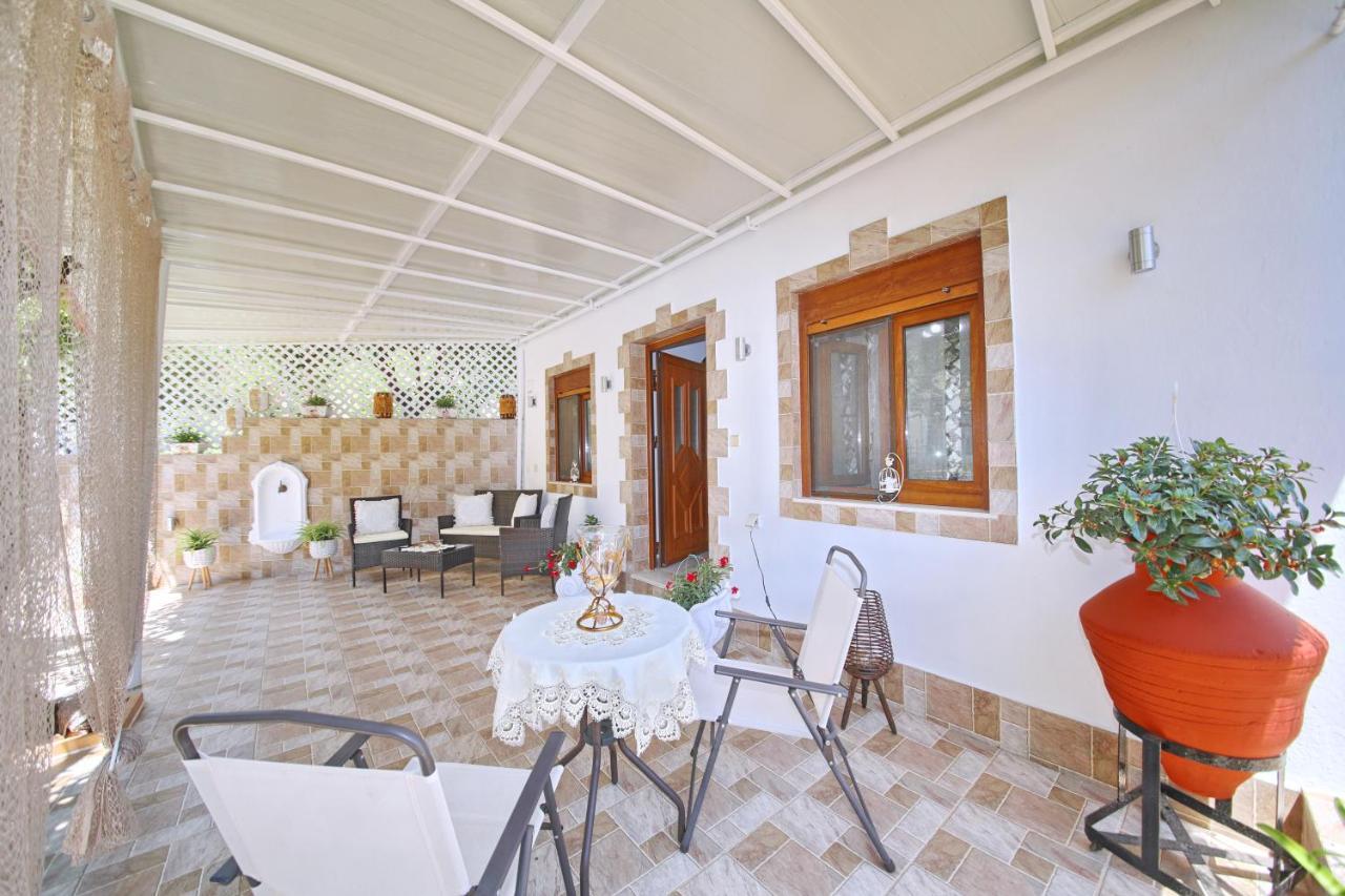 Vasia'S Small Villa Skopelos Exterior foto